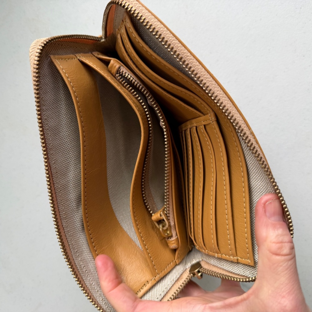 CLHEI Pouch Wallet in Cognac - Picture 3 of 4
